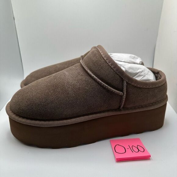 CUSHIONAIRE Women's Genuine Suede Cozy Mule Platform +Memory Foam 9 TAUPE - Picture 3 of 7